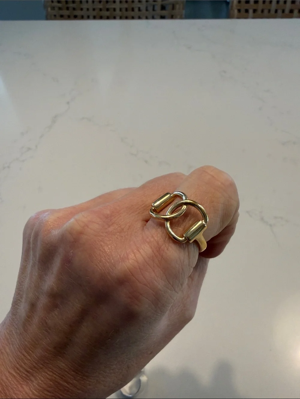 N/A elegant gold